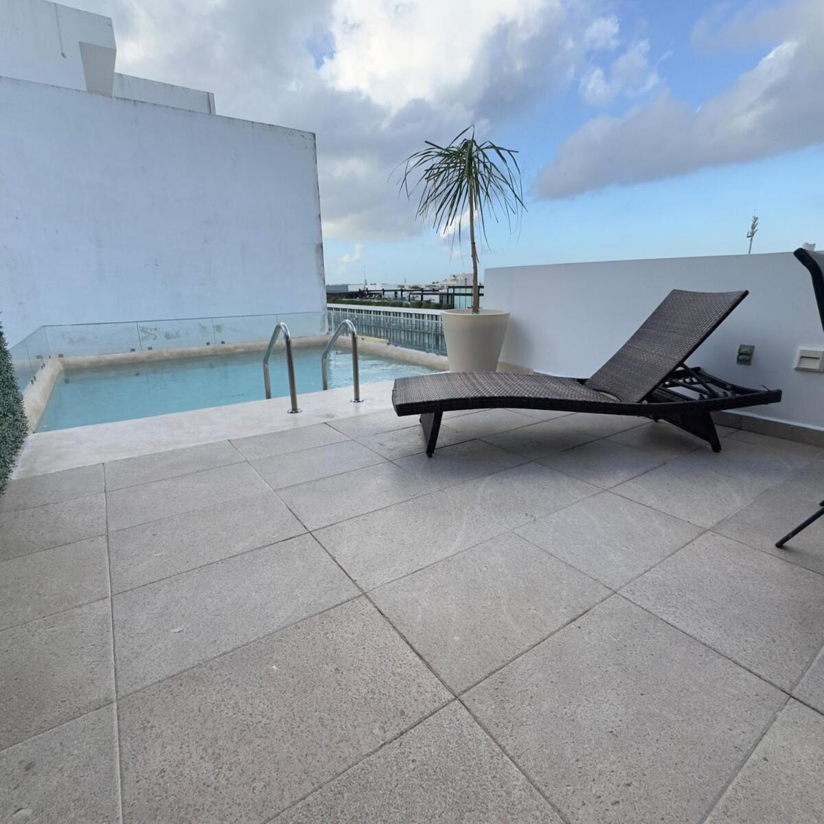 Cozy Prime Location With Pr Pool